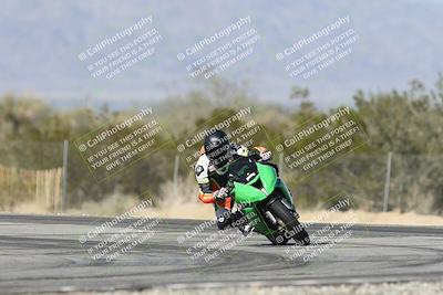 media/Dec-01-2025-Moto Forza (Mon) [[2daa91e15f]]/2-Intermediate Group/Session 3 (Turn 3)/